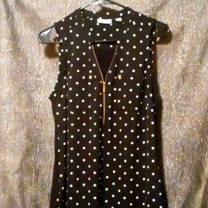 NWOT, SZ M, NEW YORK&COMPANY STRETCH POLKADOT DRESS, P2P 21", LENGTH 31"
